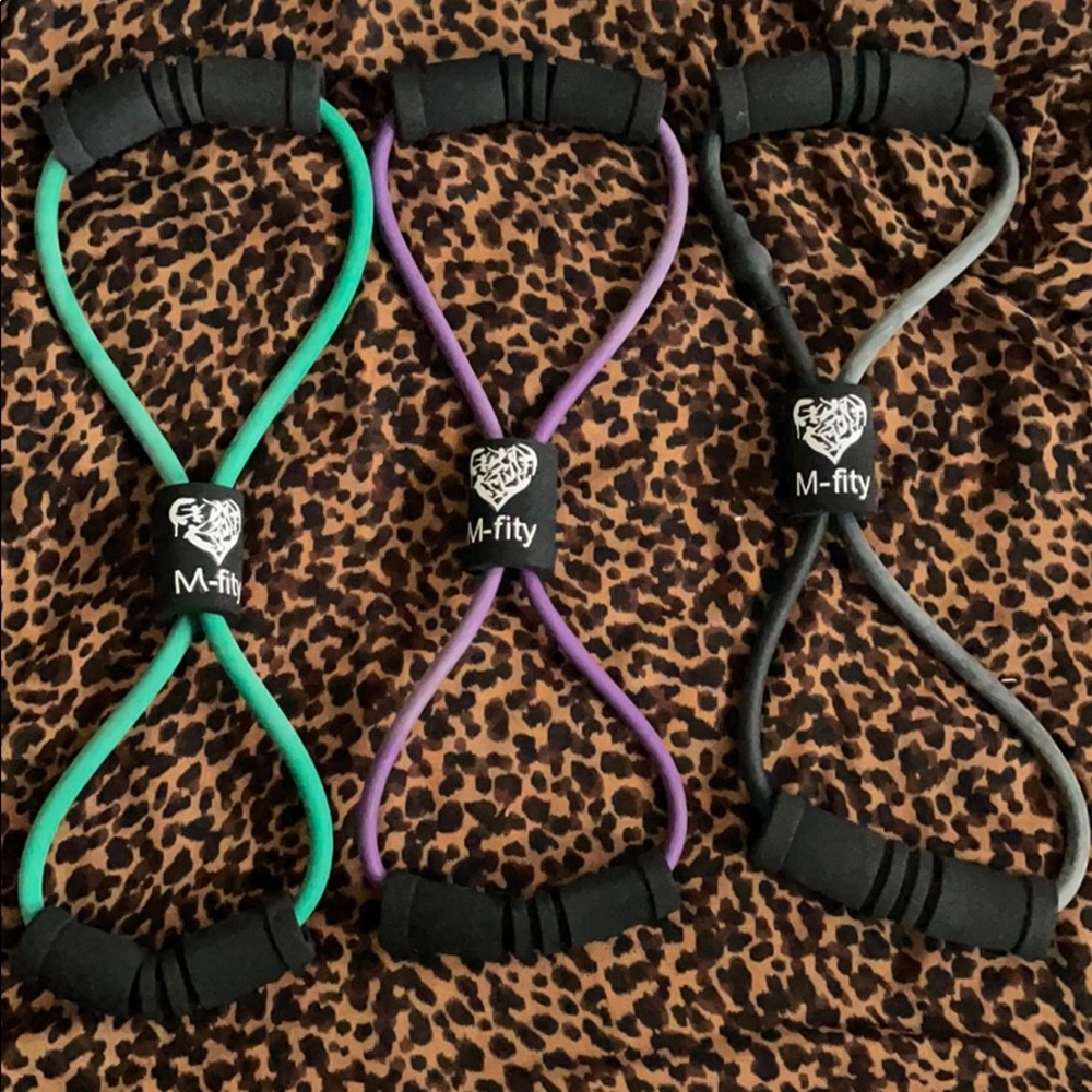 3 Figure 8 resistance bands